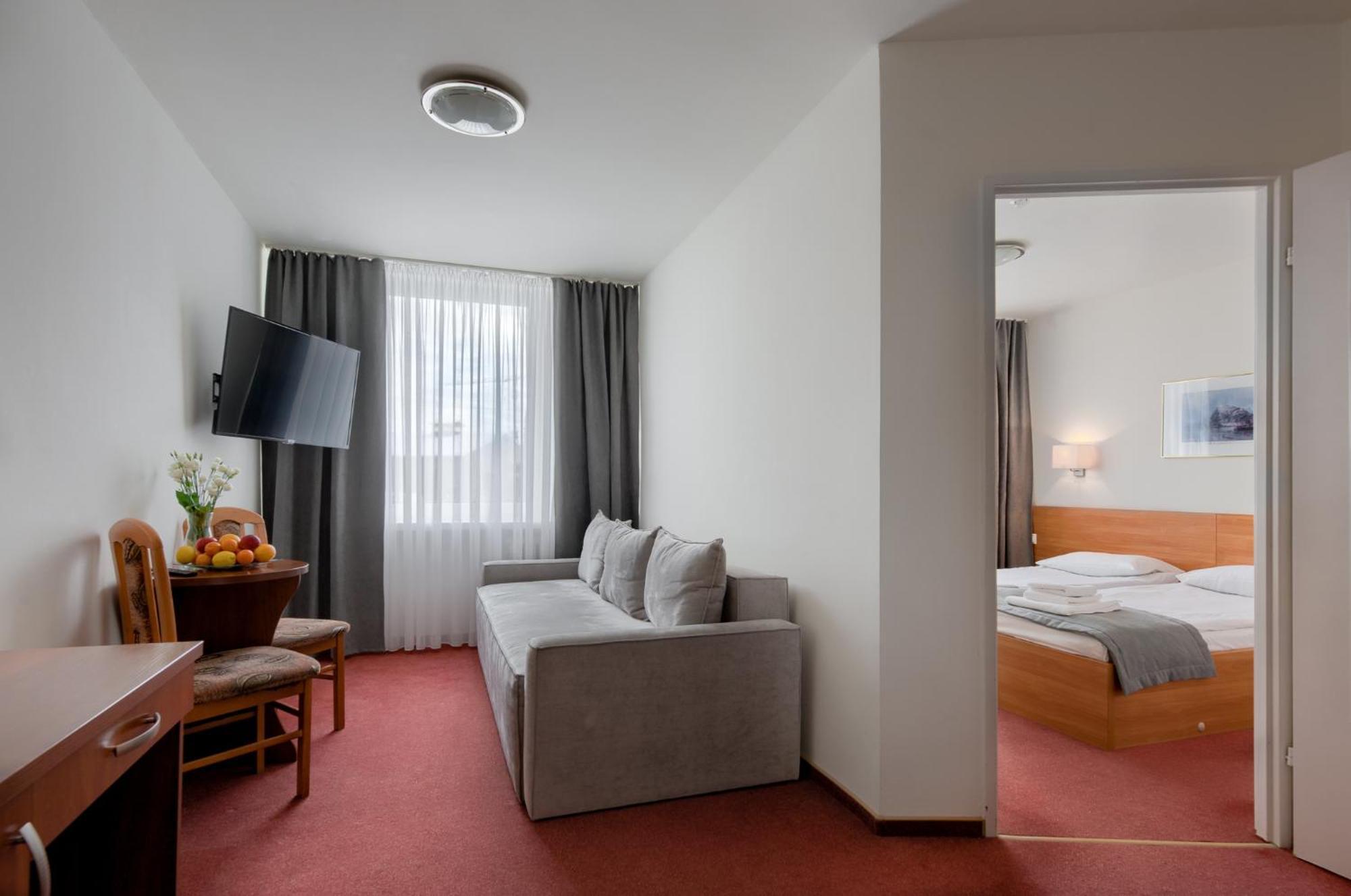 Plonia Resort Kültér fotó